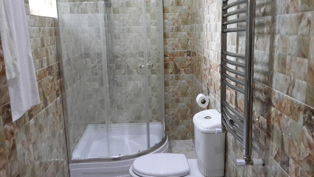 Edemi Hotel Kutaiszi Kültér fotó